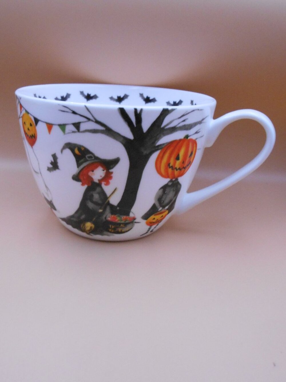 PORTOBELLO BY DESIGN HALLOWEEN LARGE MUG CUP TRICK OR TREAT